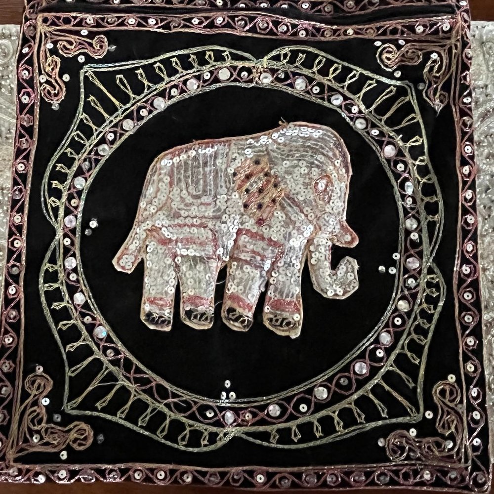 FREE WITH BUNDLE - Embroidered Thai BOHO Elephant Shoulder Bag Purse